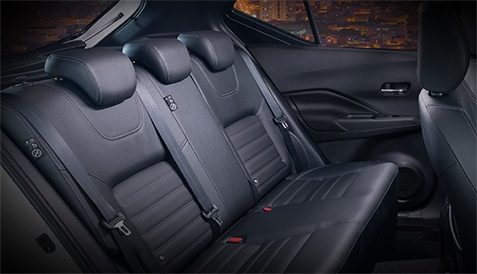 SPACIOUS REAR SEATS